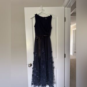 SLNY Black Sleeveless V-Neck Maxi Dress